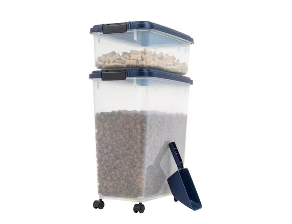 Airtight Pet Food Storage Combo with Scoop M40704