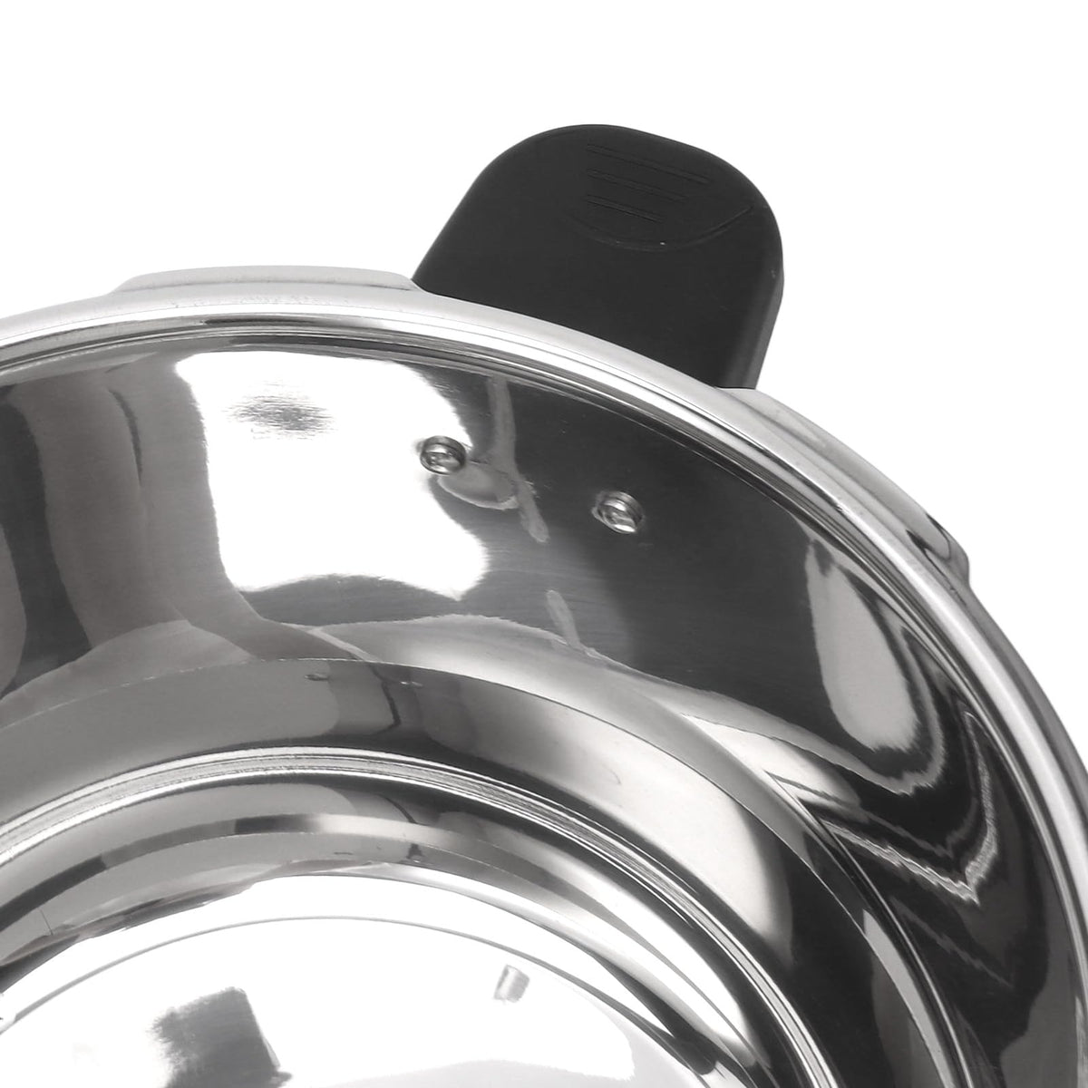 80KPA Stainless Steel Pressure Cooker with Safety Valve (3L) O900