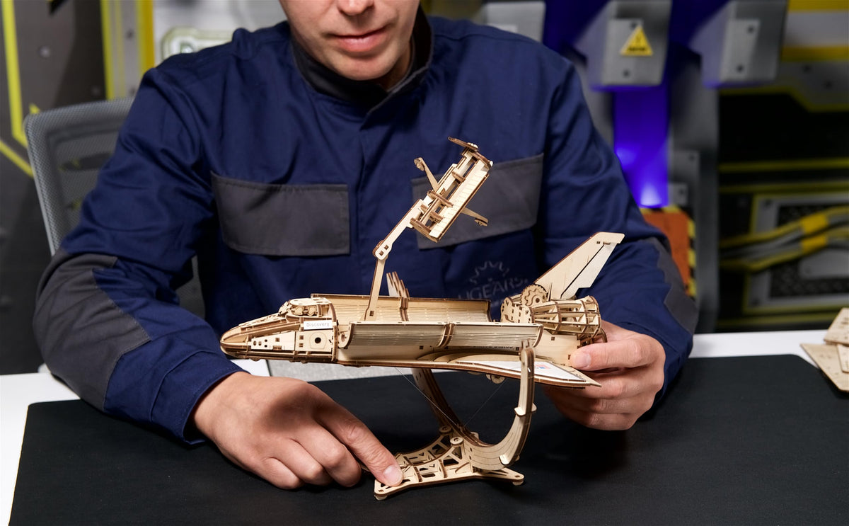 Wooden 3D Puzzle Space Shuttle Model Kit O53842