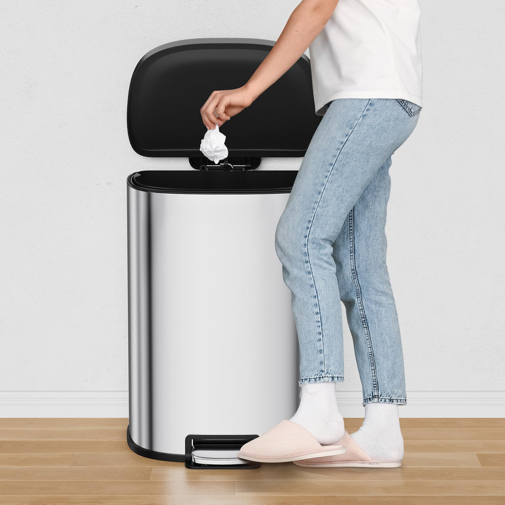 50L Stainless Steel Step-On Trash Can C182391